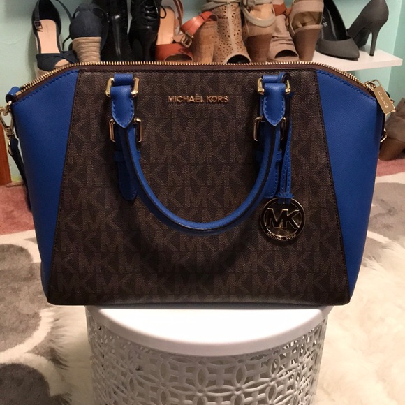 Michael Kors Ciara Large Top Zip Satchel - Picture 2 of 8